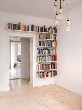 bookshelves love the open singular shelves instead of bookcases e0eb48ef9b541751983bb9a5289eddea6