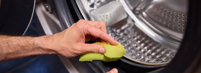 ¿Cómo limpiar la lavadora por dentro? Elimina malos olores y bacterias